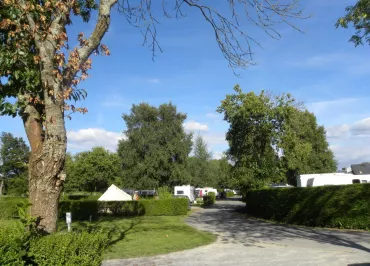 Camping municipal de Saint-Hilaire-du-Harcouët > La Sélune