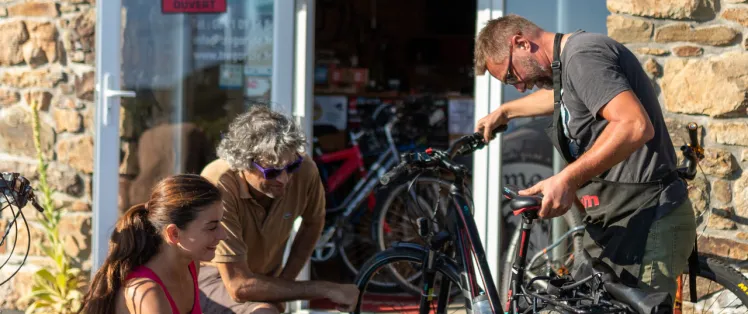 reparateur-velo-accueil-velo-velomaritime.jpg