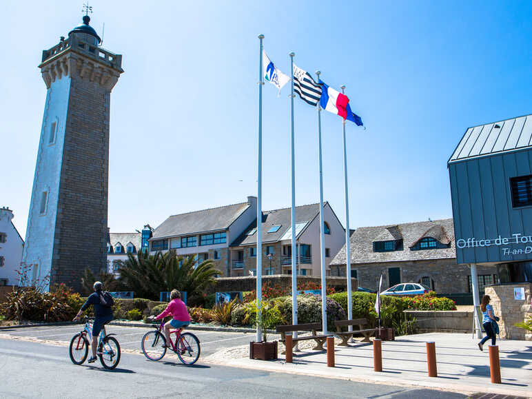 phare roscoff visite